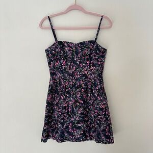 French Connection Whisper Light Sweet Floral Mini Dress Black Size 4 NWOT